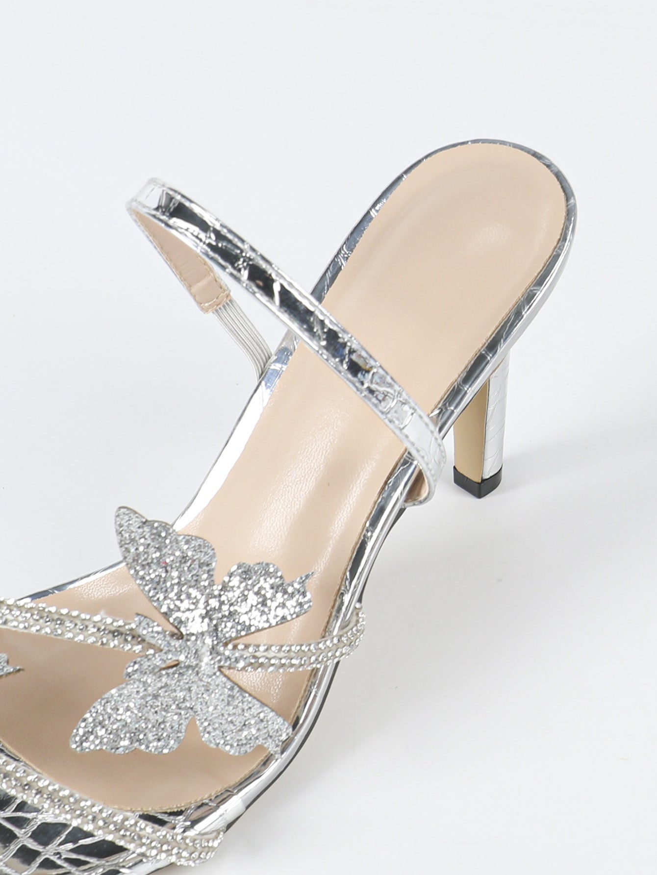Cross-Border European and American Women's Round-Toe Three-Dimensional Flower Lacquer Heel Stiletto Sandals Women's Shoes Elegant Pink High Heels