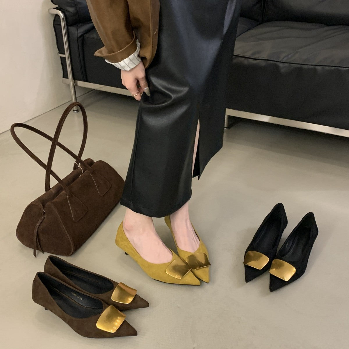 Ready Stock, Dropshipping Available~ Soft-Soled Suede Flat Mary Jane Shoes, French-Style Pointed Toe Stiletto Shoes