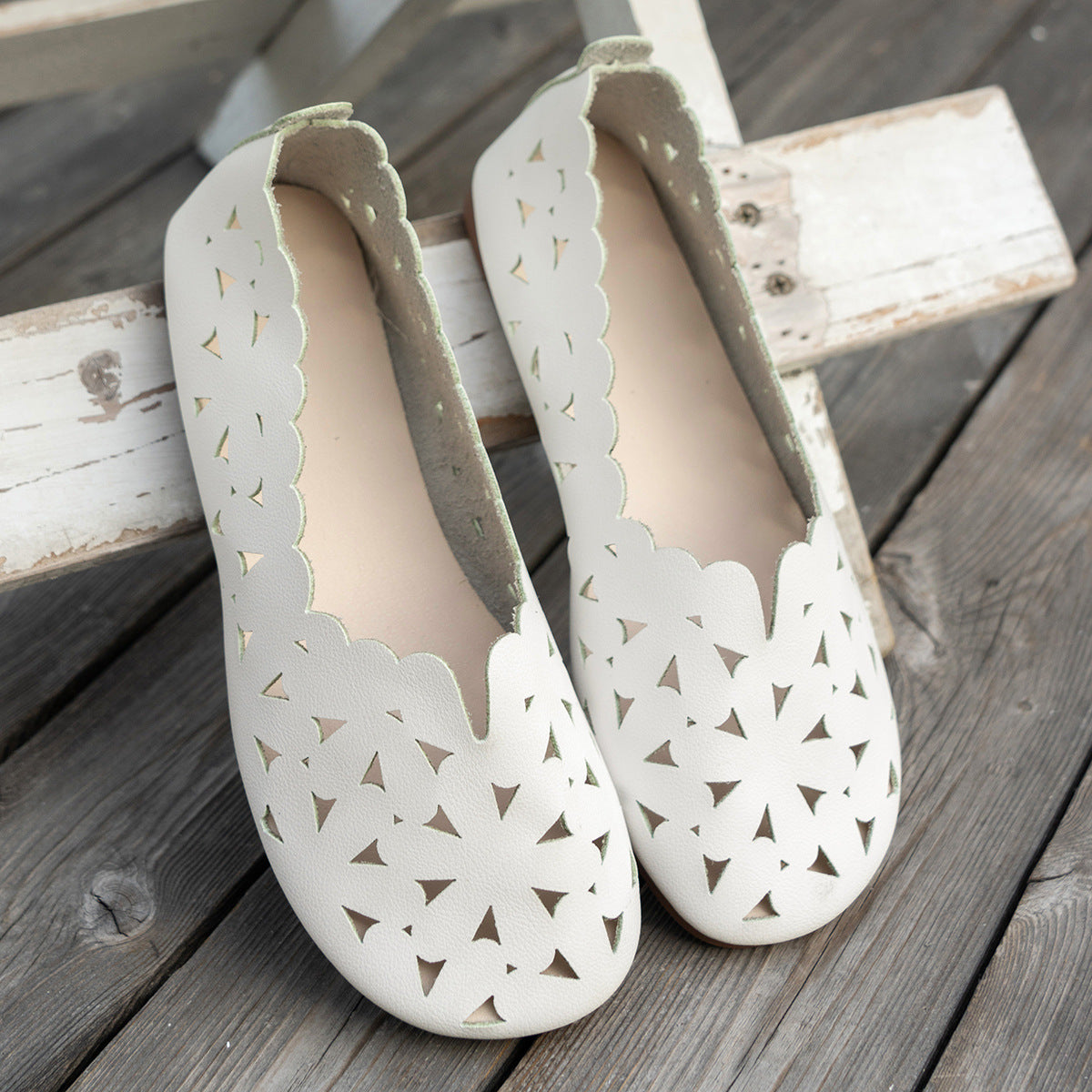 New Foreign Trade Large Size Hollow Carved Flat Shoes for Women 2025 Round Toe Slip-On Low-Cut Shallow Boat Shoes