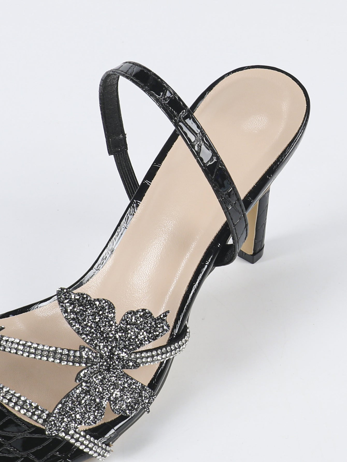 Cross-Border European and American Women's Round-Toe Three-Dimensional Flower Lacquer Heel Stiletto Sandals Women's Shoes Elegant Pink High Heels