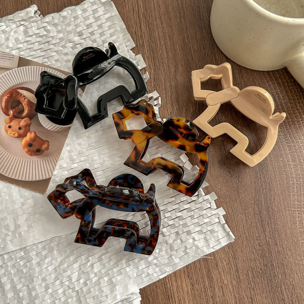 Cute Cartoon Puppy Grab Clip Suitable for Hair Less Hair Clip Women's 2024 New High-end Fashion Stylish Shark Clip