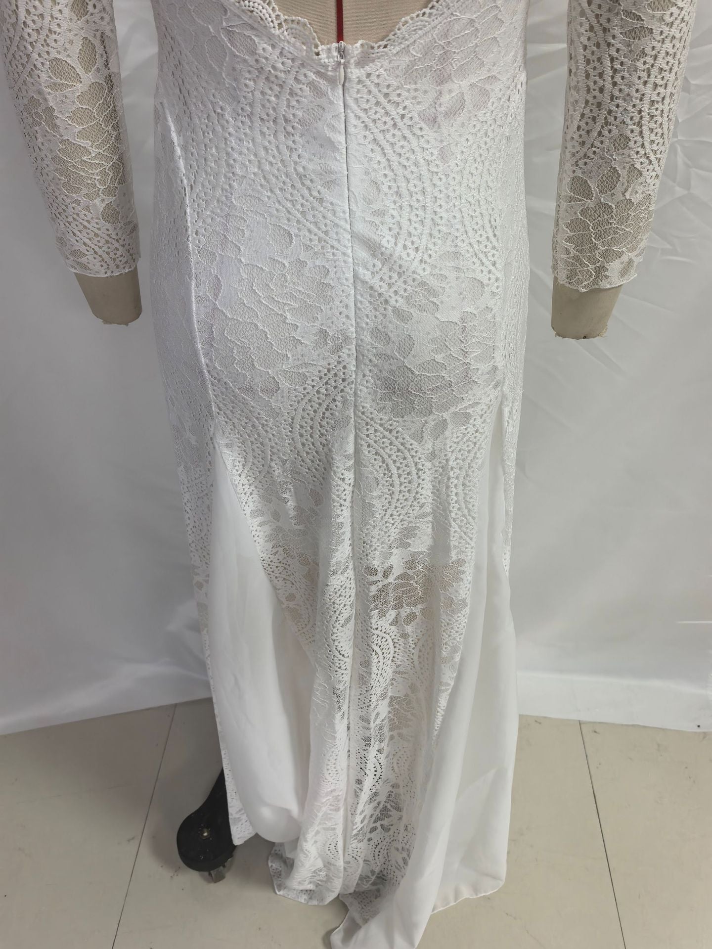 2025 Spring New European and American Women's Celebrity Banquet Wedding Dress Round Neck Long Sleeve Printed Backless Lace Dress