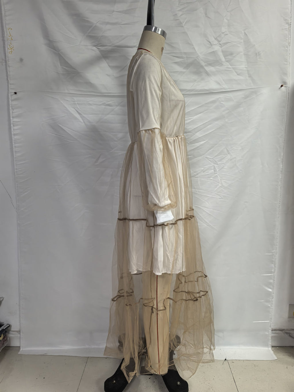 2025 Cross-Border Xia Xin Foreign Trade Amazon European and American Fashion Deep V-Neck Puff Sleeve Mesh See-Through Dress Long Skirt
