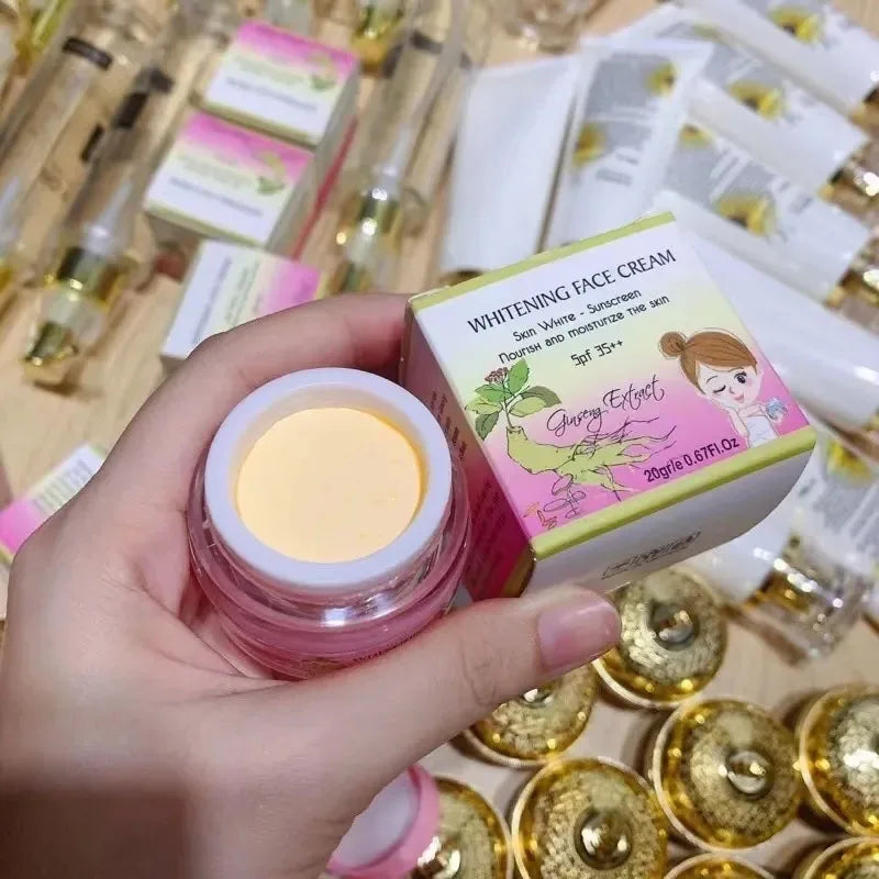 Brightening Skin White Sunscreen Moisturize Removing Freckles Dark Spots Younger Smoother Skin 20g Kem Face Sam Tay Manh