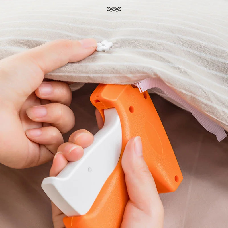 Orange Tagging Gun with 48 Silicone Buckles & 550 Plastic Needles No Needle Safe for Fabric Labeling Retail Warehouse Inventory