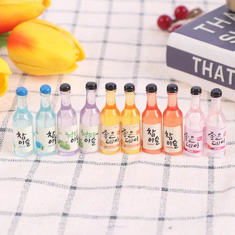 1 Set 1/12 Miniature Wine Bottles Dollhouse Kitchen Accessories - Mini Dolls House Living Room Accessories Beer Drink Bottles