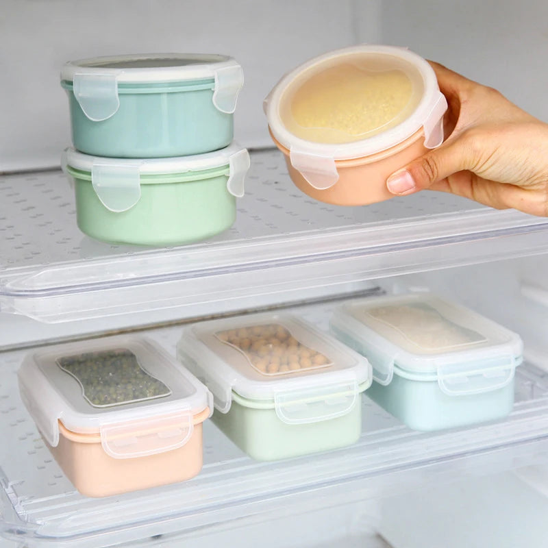 Mini Refrigerator Crisper Small Lunch Box Plastic Airtight Jar Storage Box Round Kitchen Insulated Lunch Box Organizer Snack Box