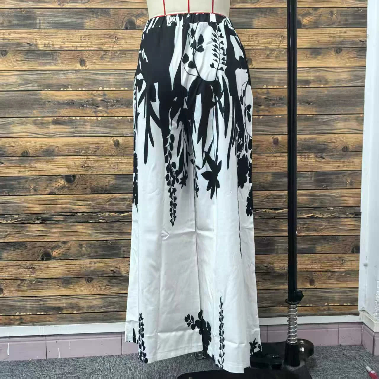 Dresses For Women Black And White Flowers Print Long Sleeve Ruffled Collar Elegant Dress Lace Up A-Line Dress 2026 Spring New