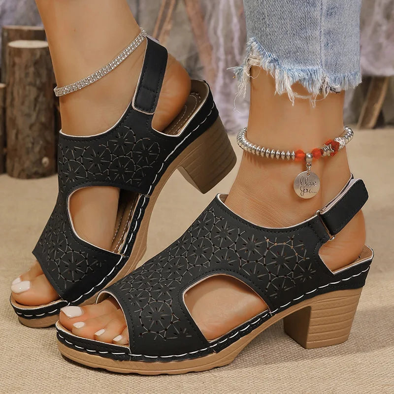 Hollow Out Women's High Heels Sandals Summer Hook Loop Thick Heeled Platform Sandles Casual Anti-Slip Beach Sandals Plus Size