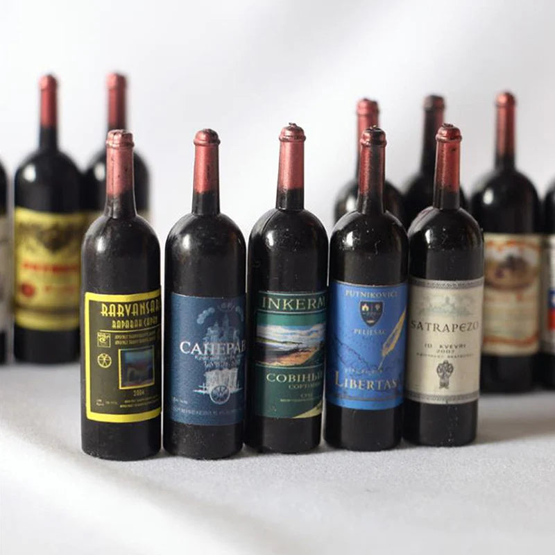 1 Set 1/12 Miniature Wine Bottles Dollhouse Kitchen Accessories - Mini Dolls House Living Room Accessories Beer Drink Bottles
