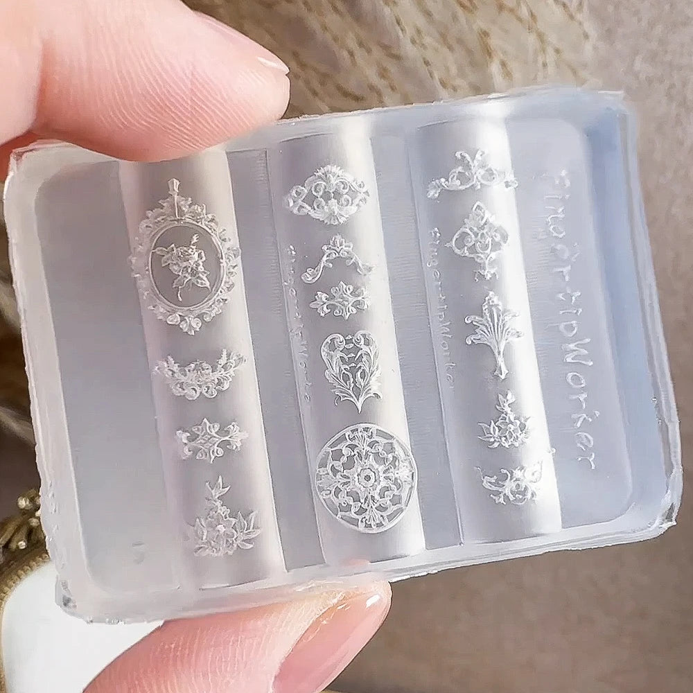 1Pcs 3D Bowknot Silicone Nail Mold Ballet Ribbon Tie Nail Charms Transparent Nails Template Carving Bowtie Manicure Stencil Tool