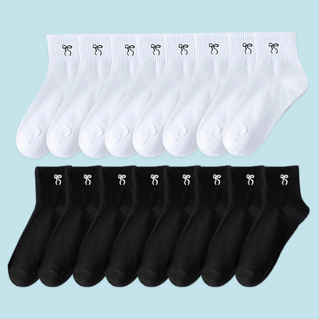8 Pairs of Socks in Random Mixed Colors, Simple Solid Color Children's Socks, Trendy and Versatile Mid-Calf Socks with Bow Pattern, Suitable for Casual Daily Life