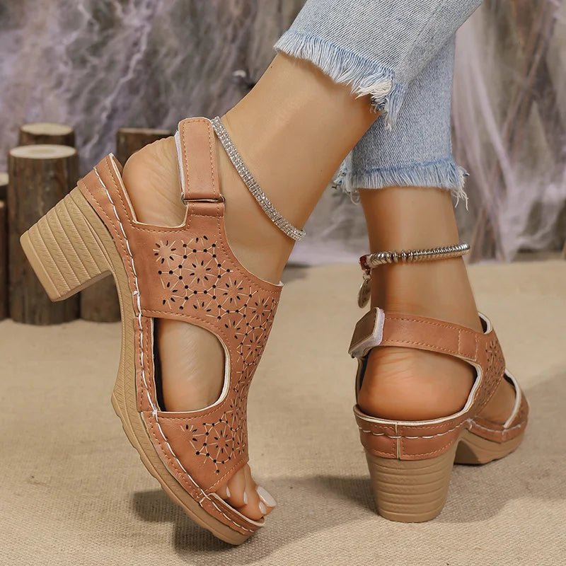 Hollow Out Women's High Heels Sandals Summer Hook Loop Thick Heeled Platform Sandles Casual Anti-Slip Beach Sandals Plus Size