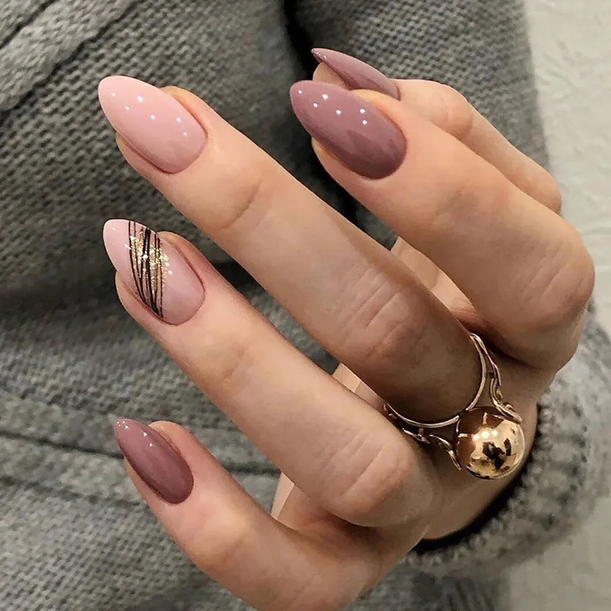 24Pcs Manicure Wearable Fake Nails Ballerina Removable Coffin Fake Nails Finished Women Girls Almond False Nails Art Decoration