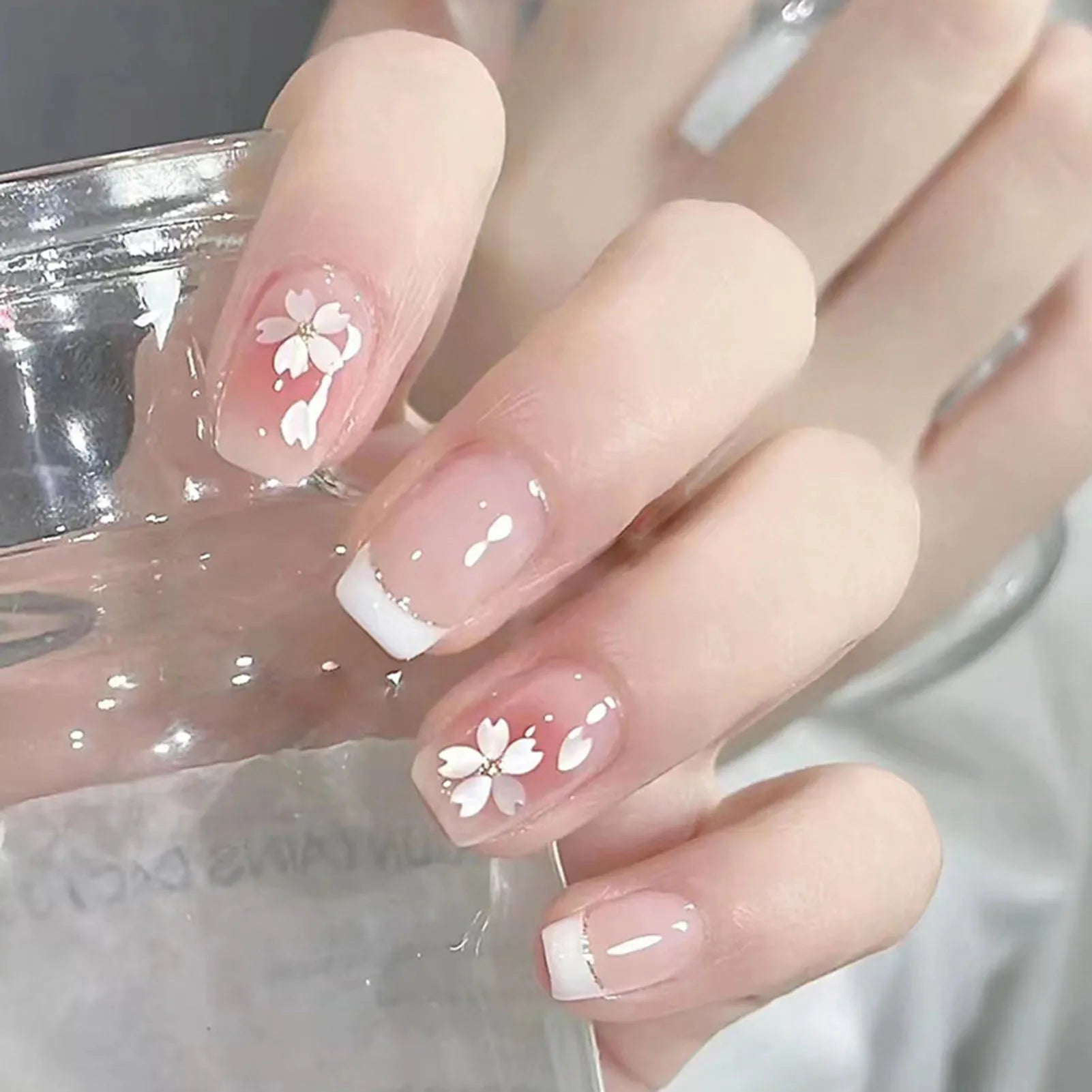24pcs Blush Pink Press On Nails White French Style Short Square False Nail Tips Camellia Flower Design Sweet Cool Fake Nail Tips