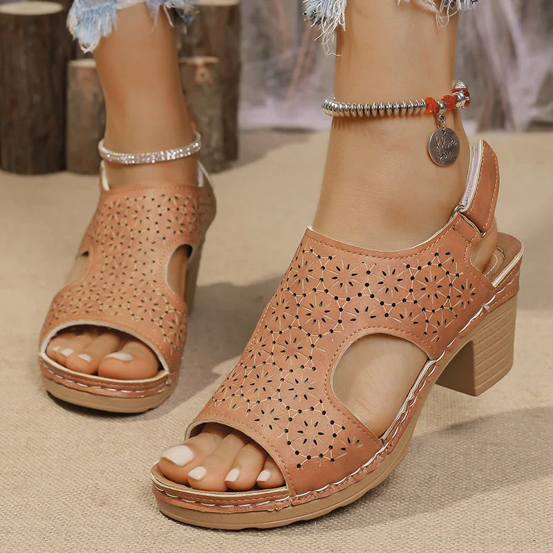 Hollow Out Women's High Heels Sandals Summer Hook Loop Thick Heeled Platform Sandles Casual Anti-Slip Beach Sandals Plus Size