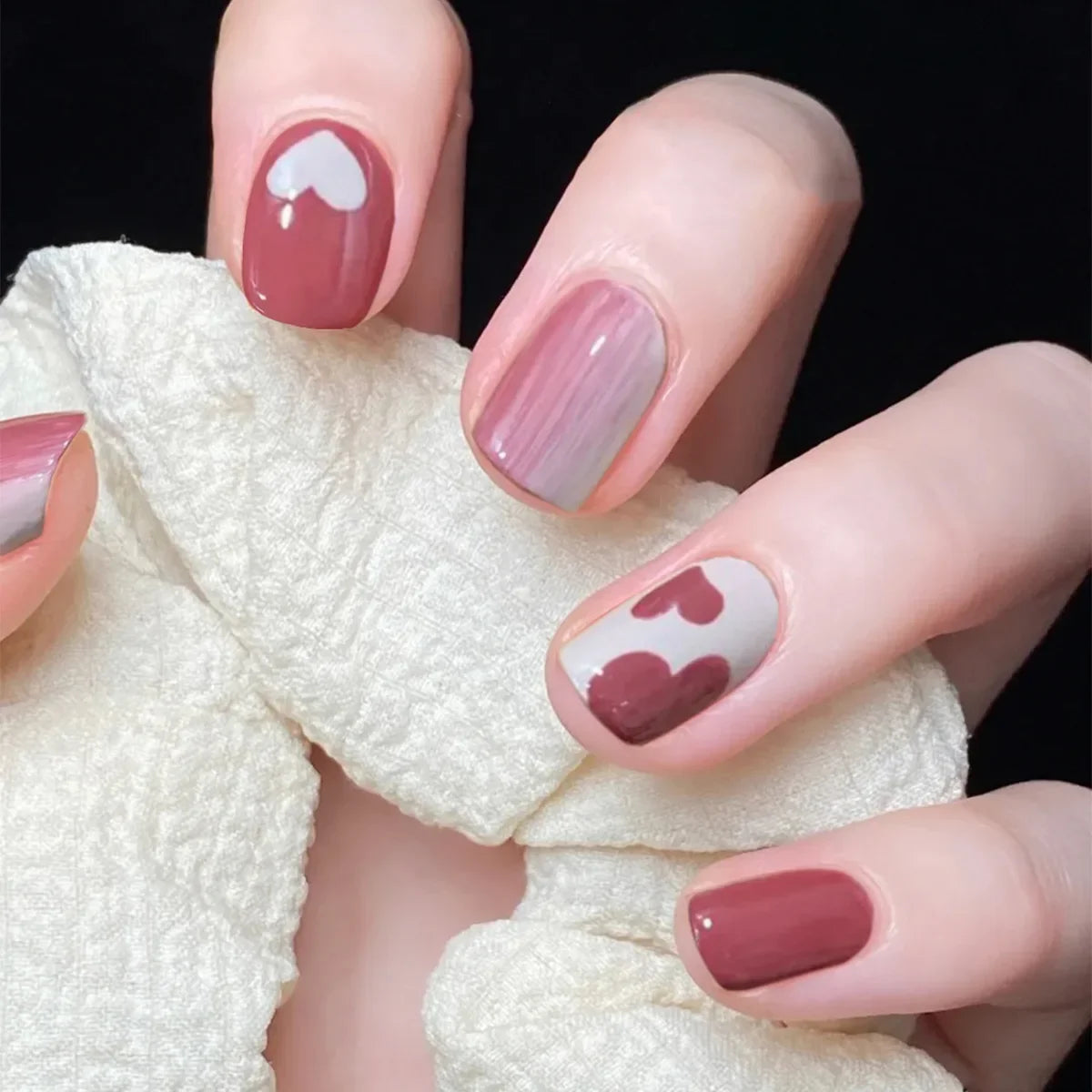 24Pcs/Set Love Ballerina Press on Nails Sets Free False Nails Adhesive Full Cover Artificial Art Fake Nail Professional Material