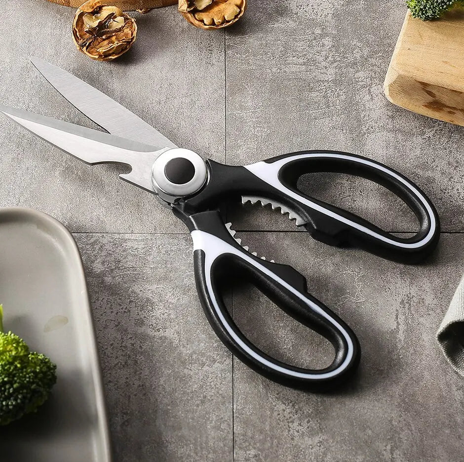 Stainless Steel Kitchen Scissors Multifunctional Household Chicken Bone Scissors With Lid Can Be Opened To Clip Walnuts