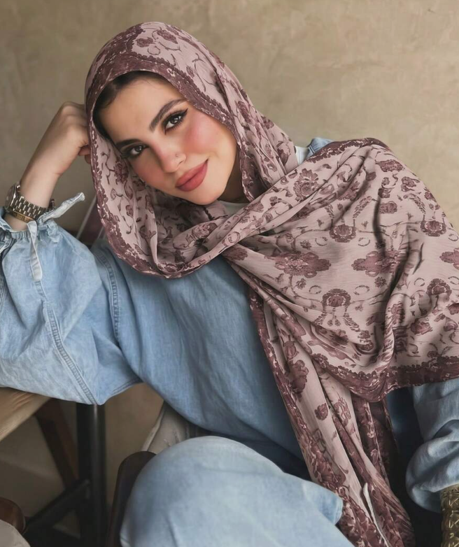Elegant Floral Chiffon Hijab – Dusty Mauve Rose Print