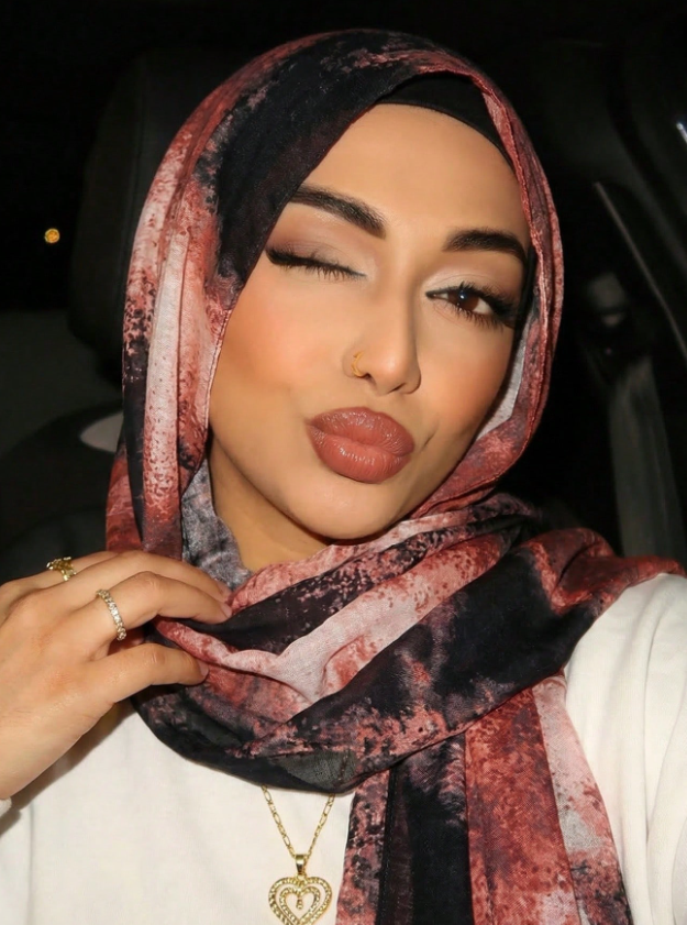 Abstract Marble Print Chiffon Hijab – Rose Gold & Black