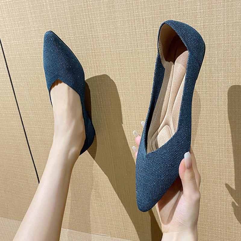 women's flat shoes large 42 / 43 upper breathable knitted sole non slip rubber material pointed shoes spring / summer2024 new